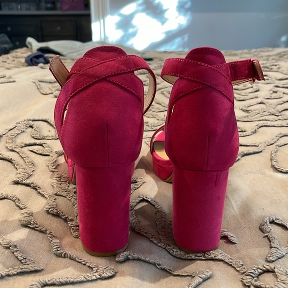 Chinese Laundry Heels - Size 9M - Picture 4 of 6